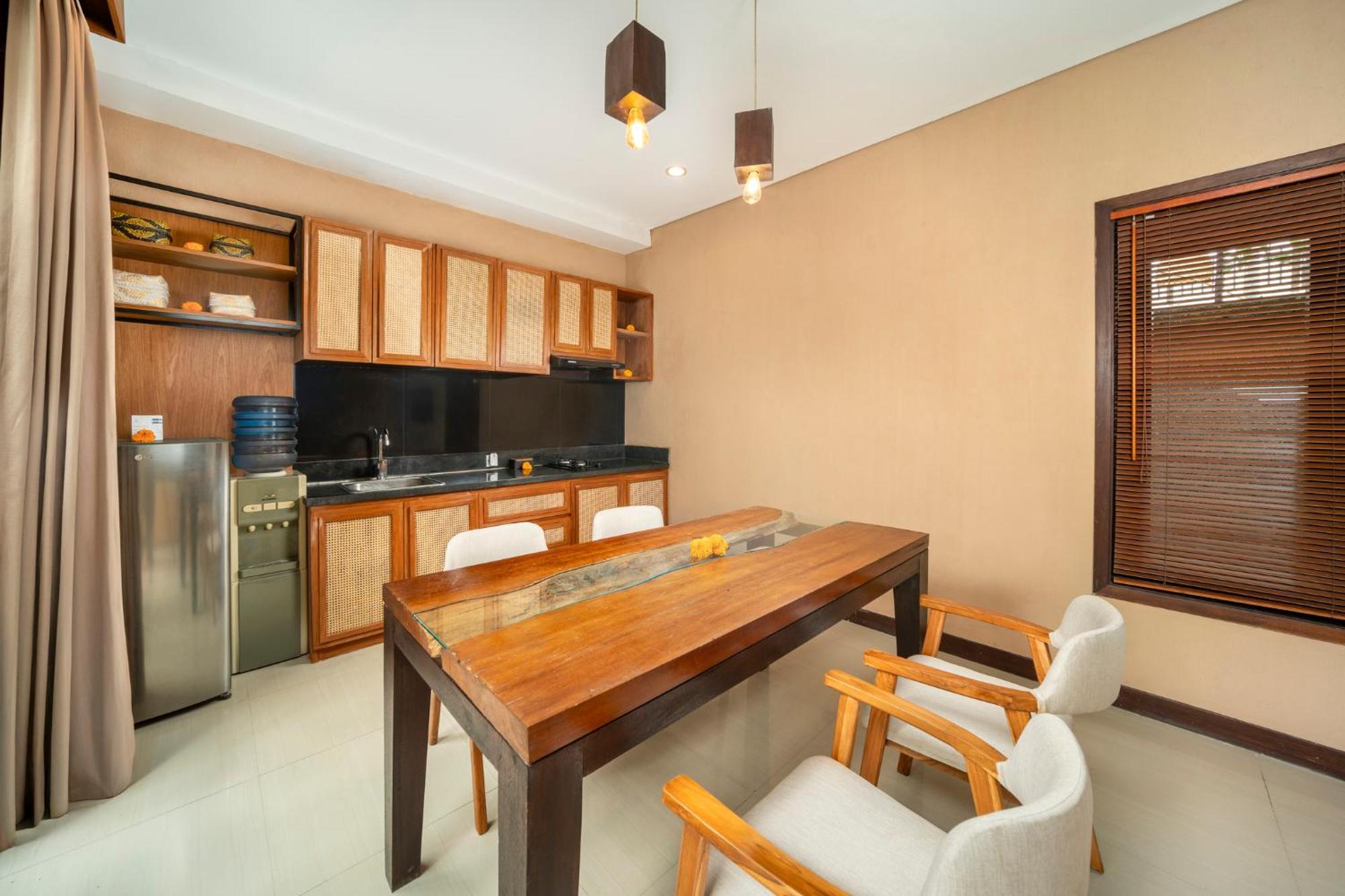 Canggu Circle Villa By Ini Vie Hospitality Екстер'єр фото