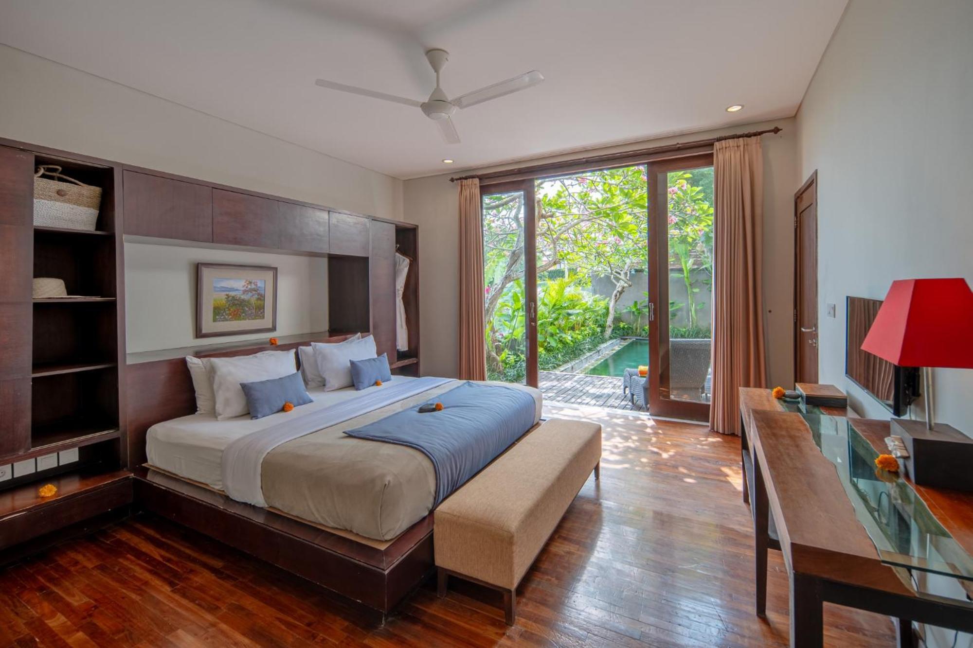 Canggu Circle Villa By Ini Vie Hospitality Екстер'єр фото