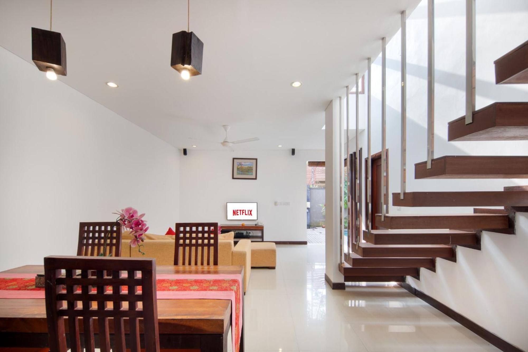 Canggu Circle Villa By Ini Vie Hospitality Екстер'єр фото