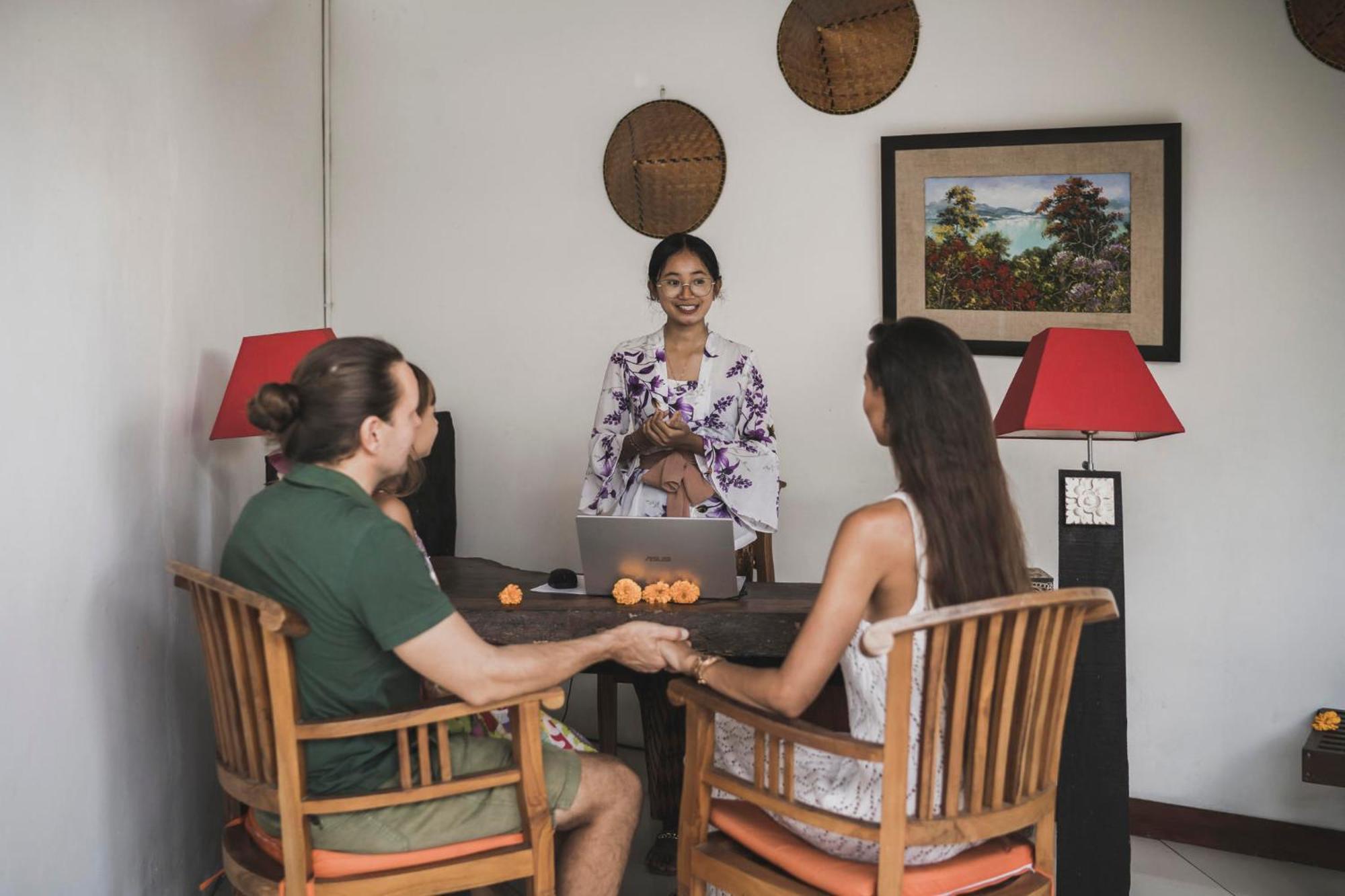 Canggu Circle Villa By Ini Vie Hospitality Екстер'єр фото