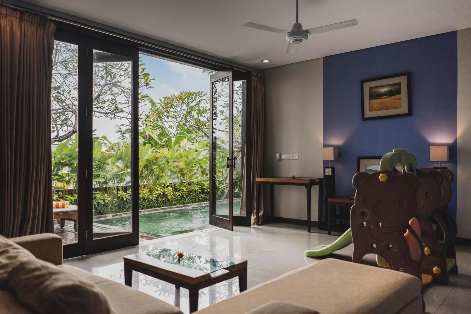 Canggu Circle Villa By Ini Vie Hospitality Екстер'єр фото